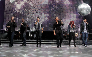 picture from the 2009 American Idols Live tour at Staples Center on July 16th 2009 in Los Angeles California of Adam Lambert and Kris Allen