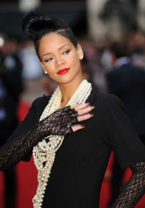 Rihanna attends the UK film premiere of Inglourious Basterds at the Odeon Leicester Square on July 23rd 2009 in London England 1