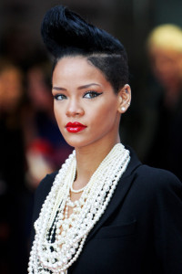 Rihanna attends the UK film premiere of Inglourious Basterds at the Odeon Leicester Square on July 23rd 2009 in London England 5