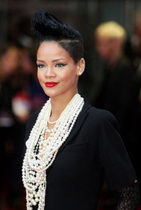 Rihanna attends the UK film premiere of Inglourious Basterds at the Odeon Leicester Square on July 23rd 2009 in London England 3