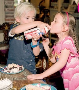 pictures from Prince Michael Jackson SpiderMan themed 6th birthday party in 2003 playing with his sister