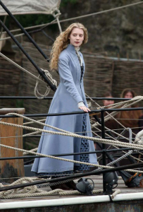 Mia Wasikowska pictures on the filming set of Alice in Wonderland 2010 movie 2