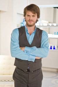 Kivanc Tatlitug head and shoulders shampoo advertisement picture from the filming set 4