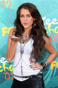 Miley Cyrus picture at the 2009 Teen Choice Awards held at the Gibson Amphitheatre on August 9th, 2009 in Universal City, California