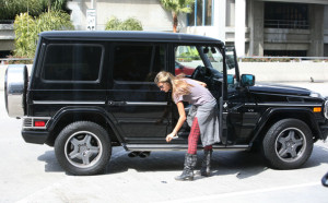 Alessandra Ambrosio picture before her departure as she gets into the Los Angeles International airport on April 13th 2009 3