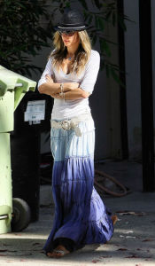 Alessandra Ambrosio picture looking stylish in a long printed skirt and a dark hat while searching for a new house to buy in Beverly Hills on July 6th 2009 3