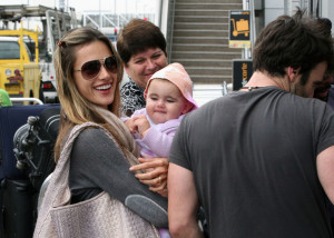 Alessandra Ambrosio spotted with her daughter Anja Louise and fiance Jamie Maur at LAX airport on June 2nd 2009 1