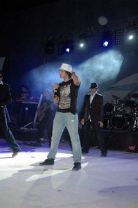 Nader Quirat concert picture in Tunisia August and July 2009 2