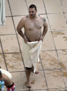 Kevin Federline picture at the pool with his kids on August 29th 2009 5