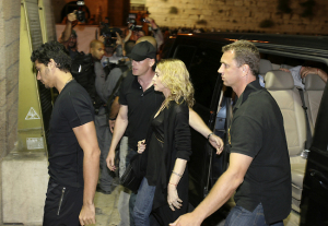 jesus Luz picture with his girlfriend madonna and security guards entering the Western Wall tunnel in Jerusalem during their visit to Tel Aviv Israel on August 31st 2009 4