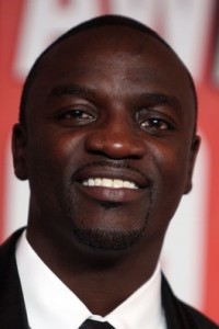 Akon arrives at the 2009 MTV Video Music Awards at Radio City Music Hall on September 13th 2009 in New York City