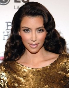 Kim Kardashian photo as she arrives at the In Touch Weekly Hosting the ICONS on September 13th 2009 3