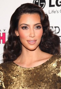 Kim Kardashian photo as she arrives at the In Touch Weekly Hosting the ICONS on September 13th 2009 5