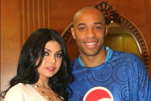 Haifa Wahbi photo with famous football athlete Thierry Henry 2