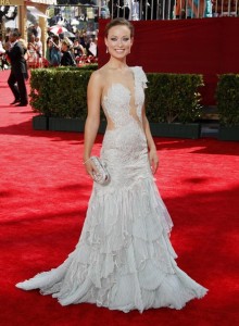 Olivia Wilde arrives at the 61st Primetime Emmy Awards held at the Nokia Theatre on September 20th 2009 in Los Angeles