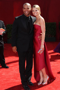 Jennifer Morrison and Amaury Nolasco arrive at the 61st Primetime Emmy Awards held at the Nokia Theatre on September 20th 2009 in Los Angeles