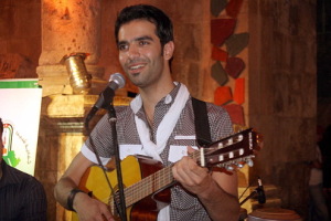 Mohamad Serag photo during the Star Academy concert as part of the yearly Shabib Festival 2009 in Amman Jordan 2