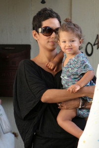 Halle Berry and her daughter Nahla spotted leaving her friends house in the San Fernando Valley Los Angeles on October 4th 2009 4