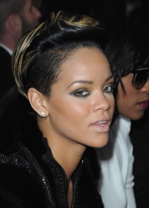 Rihanna attends the Givenchy fashion show during Paris Fashion Week Spring Summer 2010 on October 4th 2009 in France 4