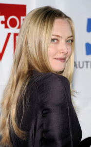 Amanda Seyfried was attends the 7th Annual Acts of Love benefit on October 3rd 2009 2