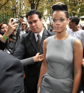 Rihanna spotted arriving at Hussein Chalayan fashion show during Paris Fashion Week Spring Summer 2010 on Sunday October 4th 2009 in France 7