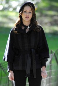 Leighton Meester spotted on the filming set of Gossip Girl in New York Central Park on October 5th 2009 5