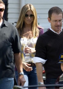 Jennifer Aniston picture during the filming set of The Baster in Los Angeles on October 9th 2009 7