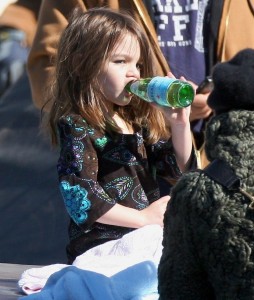 Suri Cruise picture during her visit to the movie set of Wichita in Boston Massachusetts on October 8th 2009 1