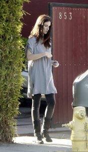 Paz Vega spotted leaving a friends house on October 8th 2009 3