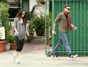 Megan Fox and her boyfriend Brian Austin Green seen leaving Zachs Cafe in Studio City California on October 12th 2009 6