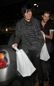 Adam Lambert and his boyfriend Drake LaBry spotted shopping at 7 Eleven store after attending the Star Magazine Party in Los Angeles on October 13th 2009 1