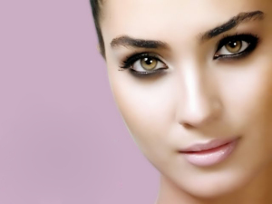 Tuba Buyukustun desktop wallpapers 4