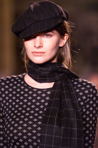 Filippa Hamilton picture on the runway of Ralph Lauren Fall 2002 Ready to Wear fashion show 2