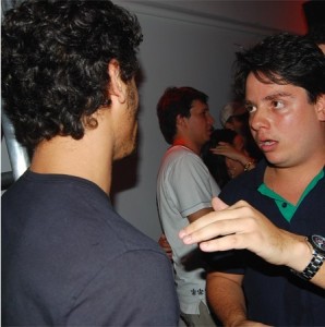 Jesus Luz picture talking to a member of the the project Porto Som while at the rock show of the band A Zorra on Sunday October 18th 2009 during his visit to Bahia Salvador