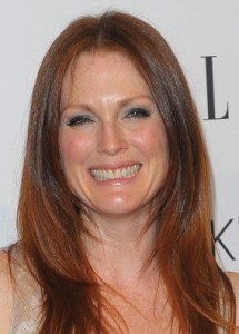 Julianne Moore attends the 16th Annual ELLE Women in Hollywood Tribute on October 19th, 2009