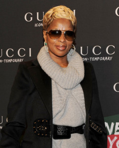 Mary J Blige attends the Gucci Icon Temporary Flash Sneaker Store launch at the Gucci Icon Temporary Flash Sneaker Store on October 23rd 2009 in New York City 1