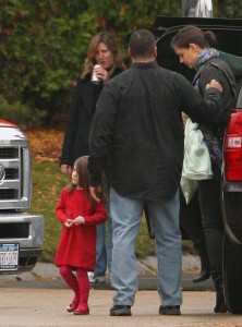 Suri Cruise and her mom Katie Holmes on the set of Toms new movie Wichita on October 24th 2009 in Woburn 2