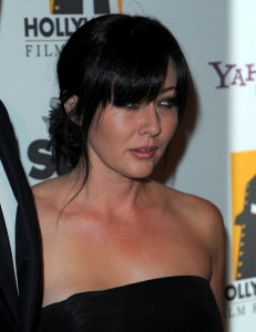 Shannen Doherty arrives at the 13th annual Hollywood Awards Gala Ceremony held at The Beverly Hilton Hotel on October 26th 2009 1