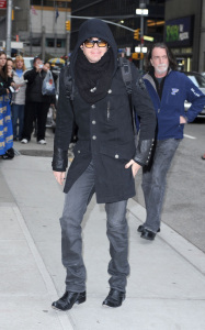 Adam Lambert picture while heading to the David Letterman Show in New York City on November 23rd 2009 4