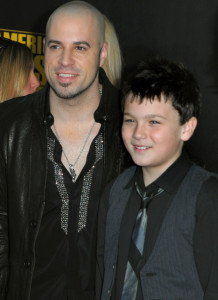 Chris Daughtry arrives at the 2009 American Music Awards at the Nokia Theatre LA in Los Angeles California on November 22nd 2009 together with his son Griffin