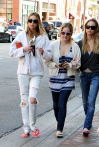 Whitney Port spotted on her way to the Anastacia Salon in Beverly Hills on December 29th 2009 4