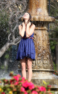 Shenae Grimes spotted getting wet while running into a fountain for an episode of 9010 in Los Angeles on January 8th 2010 11