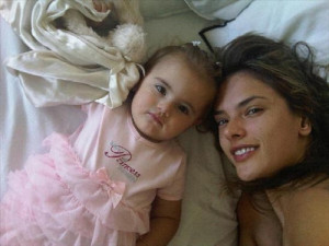 Alessandra Ambrosio recent picture of her daughter Anja Louise while vacationing in January 2010 2