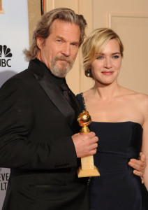 Kate Winslet with Jeff Bridges in the press room during the 67th Annual Golden Globe Award at The Beverly Hilton Hotel on January 17th 2010 in California 3