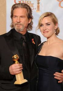 Kate Winslet with Jeff Bridges in the press room during the 67th Annual Golden Globe Award at The Beverly Hilton Hotel on January 17th 2010 in California 2