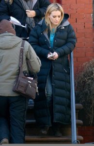 Hilary Duff spotted on the filming set of Law and Order SVU on March 24th 2009 in Harlem 3