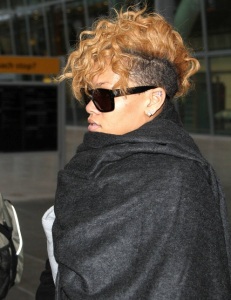 Rihanna spotted on January 22nd 2010 arriving at Heathrow Airport in London 5