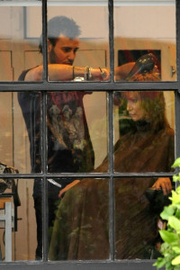 Karina Smirnoff spotted getting a hair cut inside the B2V hair salon on January 26th 2010 in Hollywood 2