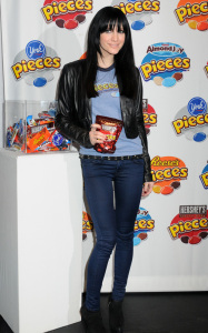 Ashlee Simpson seen at candy store meet n greet on January 27th 2010 in Times Square New York 3