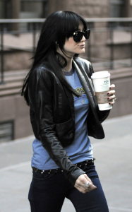 Ashlee Simpson spotted walking her way to the meet n greet candy store on January 27th 2010 in Times Square New York 2